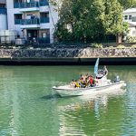 和歌山ロータリークラブ　地元小学生と船上視察